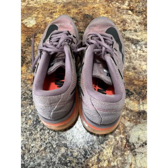 Women’s Nike Air Max 2016 - Picture 4 of 9